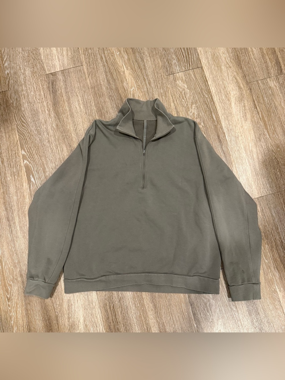 Men’s lululemon quarter zip